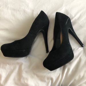 black heels! *worn once!*